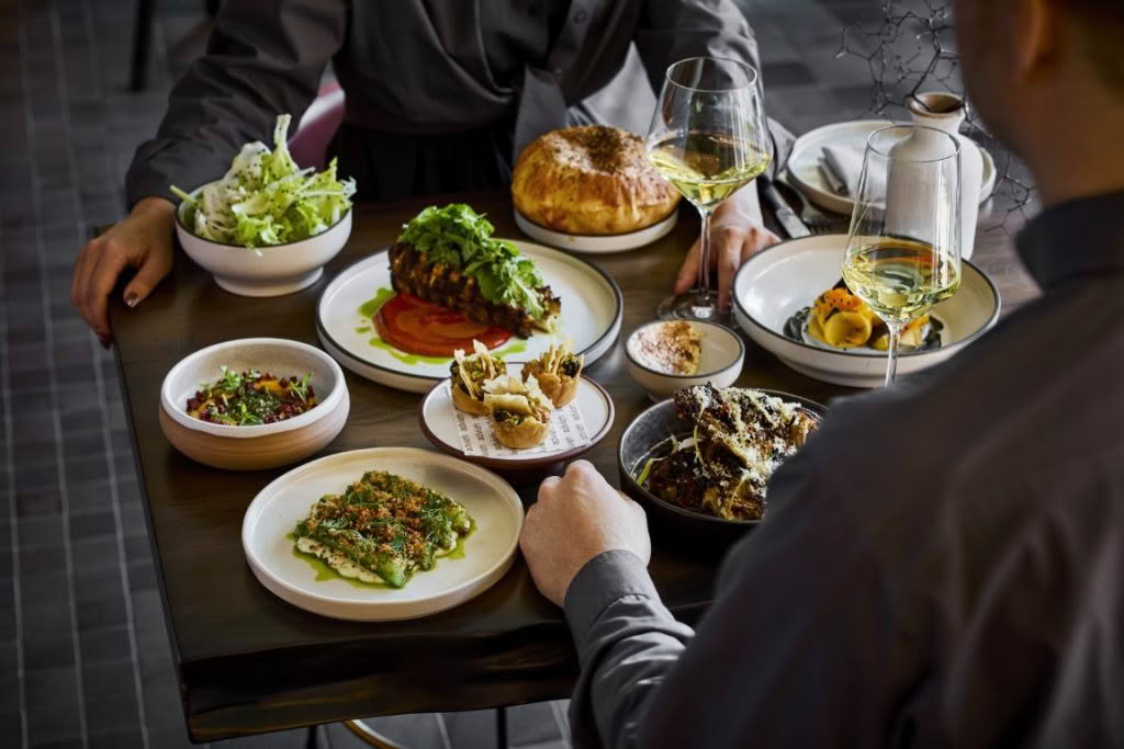 Food & Lifestyle Photography by Manja Wachsmuth. Restaurant Advieh Restaurant by Gareth Stewart • Intercontinental Hotels