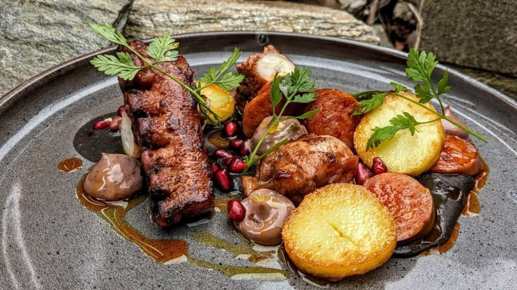 Cuisine Good Food Guide 2025 Bannockburn Hotel 16
