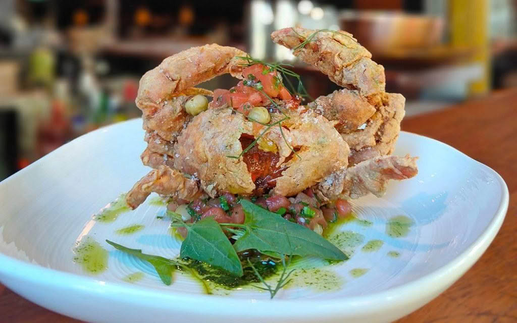 Cuisine-Good-Food-Guide-2025-Hawker-House-&-Bar-Crab