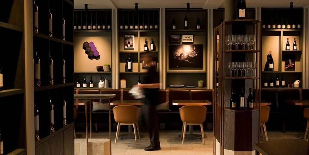 Craggy-Range-1045x524_0006_Craggy-Range-Cellar-Door_Hero-Dark.jpg