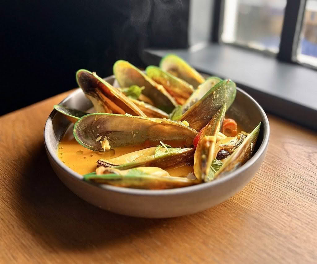 Cuisine-Good-Food-Guide-2024-Story-Steamed-mussels-coconut-broth-chilli-tamarind.jpg