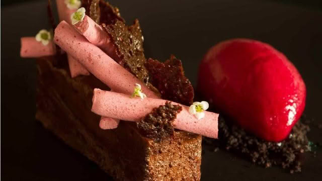 Cuisine-Good-Food-Guide-2024-Terra-1.jpg