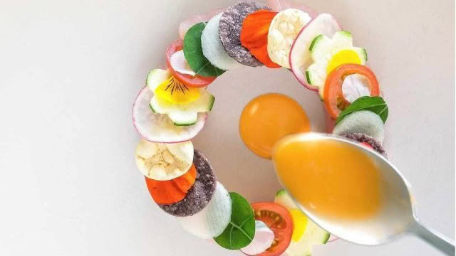 Cuisine-Good-Food-Guide-2024-Terra-3.jpg