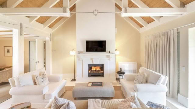 Cuisine-Good-Food-Guide-2024-Wharekauhau-Country-Estate-Cottage-interior.jpg