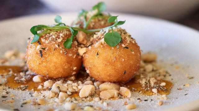 Roca-Cuisine-Good-Food-Guide-2024-1.jpg