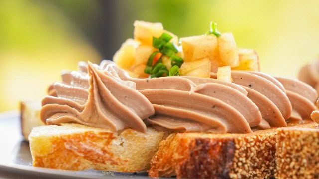 Cuisine Good Food Guide 2026 Mr. Pickles Bar & Eatery 9